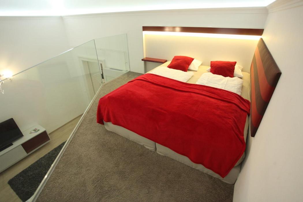 Superior Loft At Basilica Appartement Boedapest Buitenkant foto